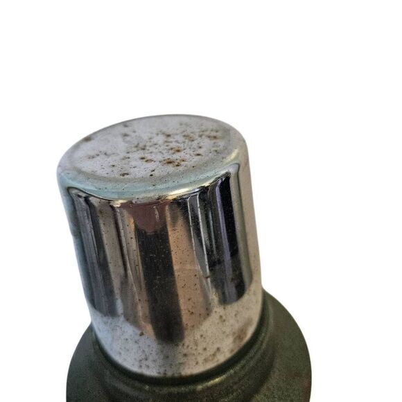 Vintage Stanley thermos,  green half gallon. - Picture 5 of 8